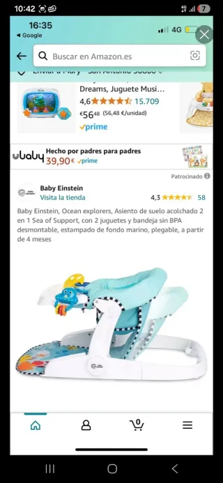 Silla de bebé con juguetes