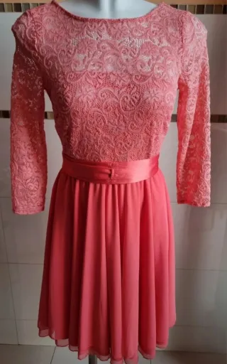 Vestido coral encaje manga larga talla M