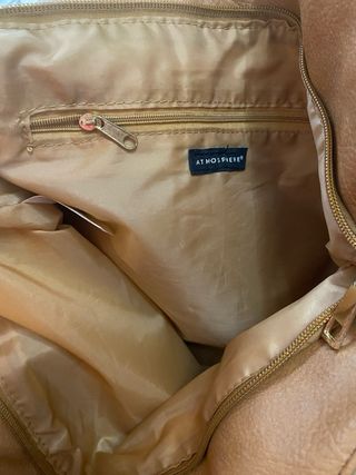 Bolso marrón con flecos