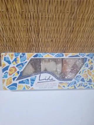 Lida Jabones de Lujo - Bouquet de Flores