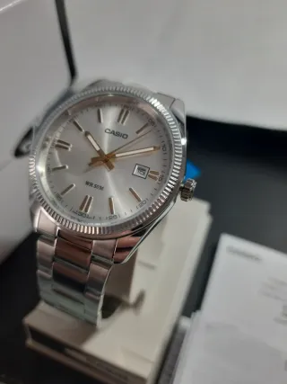 Orologio Casio Argento e Oro