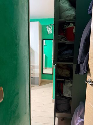 Habitación juvenil litera y armario