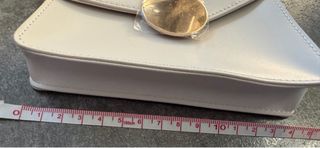 Pochette trucco Helena Rubinstein bianca e oro