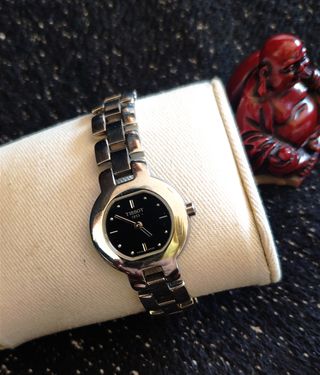 Reloj Tissot Mujer Negro y Plateado