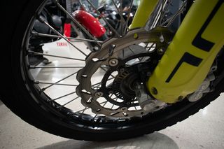 Husqvarna 701 Enduro Manual