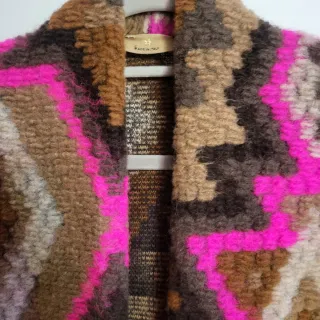 Abrigo lana estilo azteca T.única.