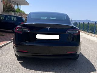Tesla Model 3 2019 Long Range