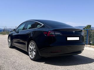 Tesla Model 3 2019 Long Range