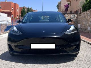 Tesla Model 3 2019 Long Range