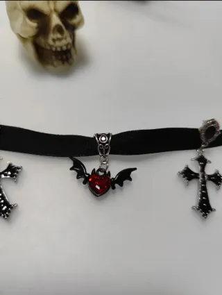 Conjunto gótico choker y pendientes