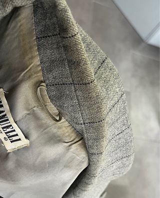 Americana Emanuelli Gris Raya Diplomática Talla 48