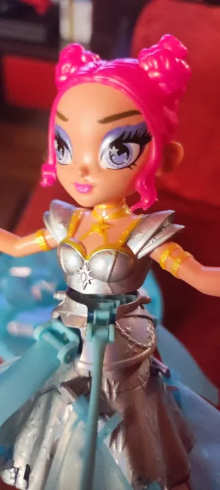 Hatchimals Hada Voladora Azul