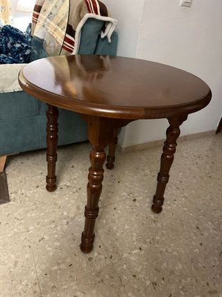 Mesa redonda madera y tapa de cristal de regalo
