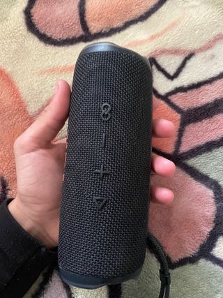 Altavoz y Auriculares JBL Negros