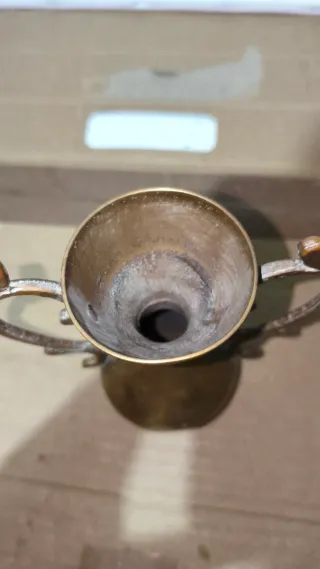 Brocca in ottone con manici