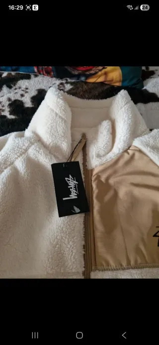 Chaqueta Stussy Fleece/Sherpa Beige y Blanca Talla