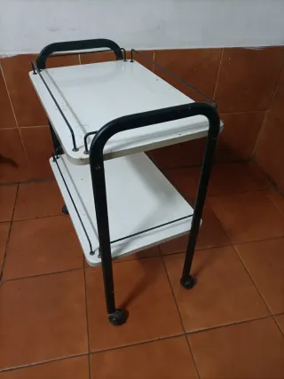 Mesa ayudante de estética