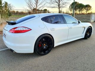 Porsche  Panamera diesel 2013
