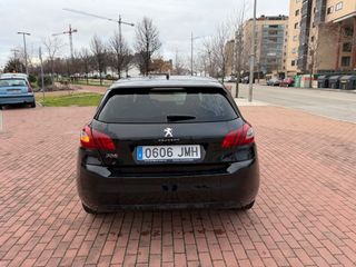 Peugeot 308 1.6 HDI 100 CV 5 PUERTAS AUTOMATICO