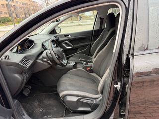 Peugeot 308 1.6 HDI 100 CV 5 PUERTAS AUTOMATICO