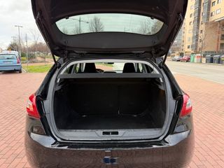 Peugeot 308 1.6 HDI 100 CV 5 PUERTAS AUTOMATICO