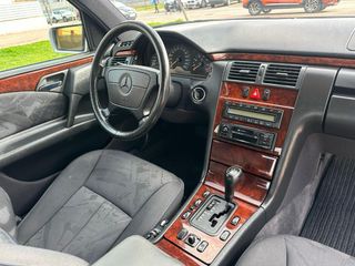 Mercedes-Benz Clase E320 V6