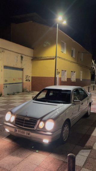 Mercedes-Benz Clase E320 V6