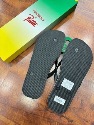 CHANCLAS HAVAIANAS X PATTA NEGRO 45-46