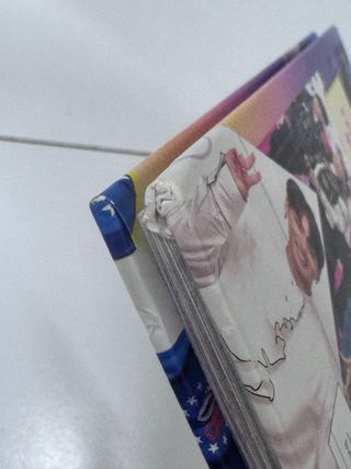 Livro de Kpop, quase tudo novo e li uma vez