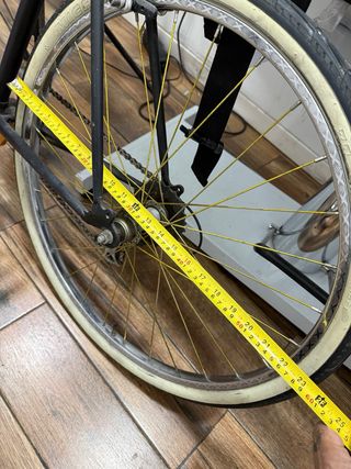 Bicicleta tipo Fixie Negra y Dorada