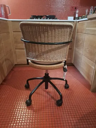 Silla de mimbre Ikea