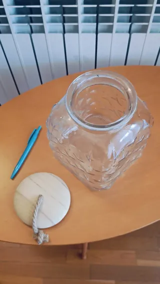 Jarrón de vidrio Zara Home (boli para referencia)