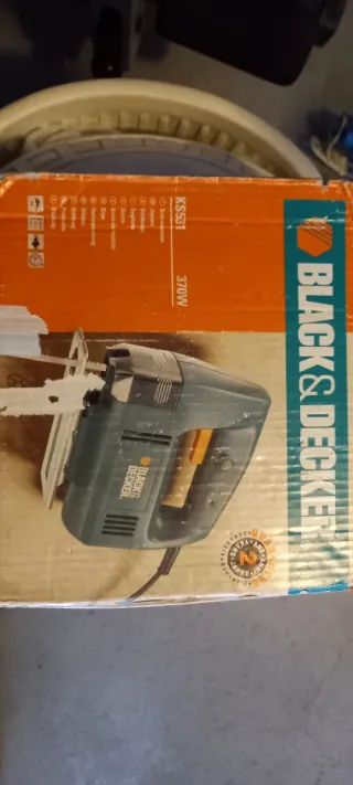 Sierra de calar Black & Decker (necesita reparació