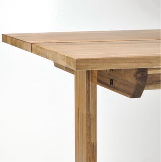 Mesa de comedor de madera maciza