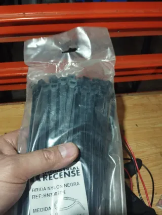 300 bridas 300x7,4mms bridas nylon