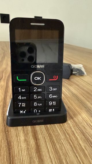 Teléfono Móvil Alcatel 2008G