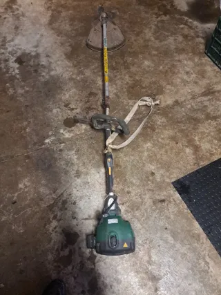 Desbrozadora de gasolina