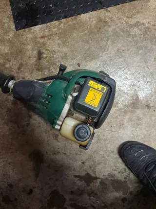 Desbrozadora de gasolina