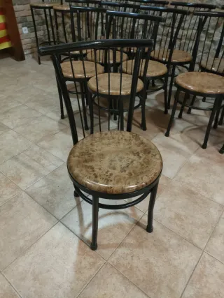 Sillas de bar rústicas metálicas