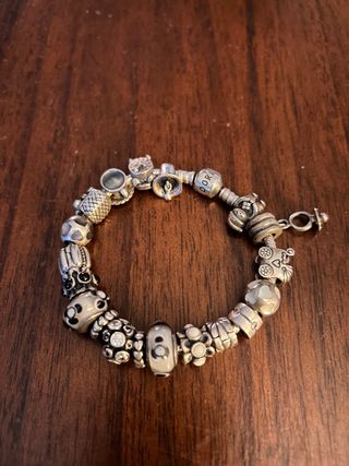 Pulsera Pandora Plata con Dijes