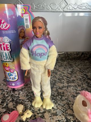 Barbie Cutie Reveal Muñeca
