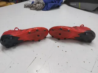 Botas de fútbol Adidas T. 36,5