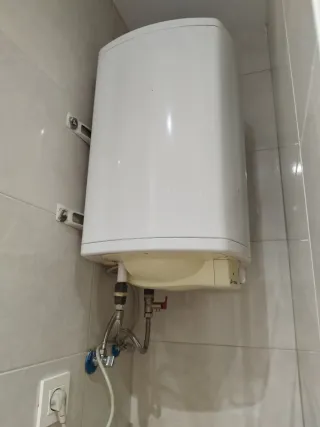 Termo eléctrico Edesa 30 litros