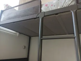Litera gris IKEA