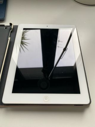 iPad 4ª Gen 64GB Plata A1430