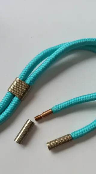 Funda iPhone 12/12 Pro con cordón azul