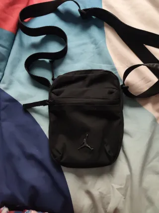 Bandolera Jordan Negra