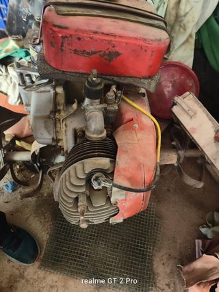 Mula mecánica con remolque