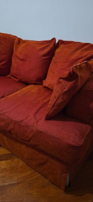 Divano due posti rosso