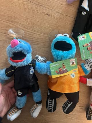 Lote Peluches Barrio Sésamo Real Madrid